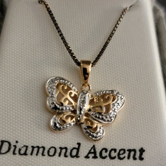 Jewelry - VINTAGE 18K Gold over Sterling Silver with Diamond Accent Butterfly Necklace.